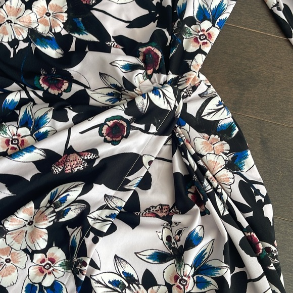 Guess Cold-shoulder  Dress - Picture 2 of 6